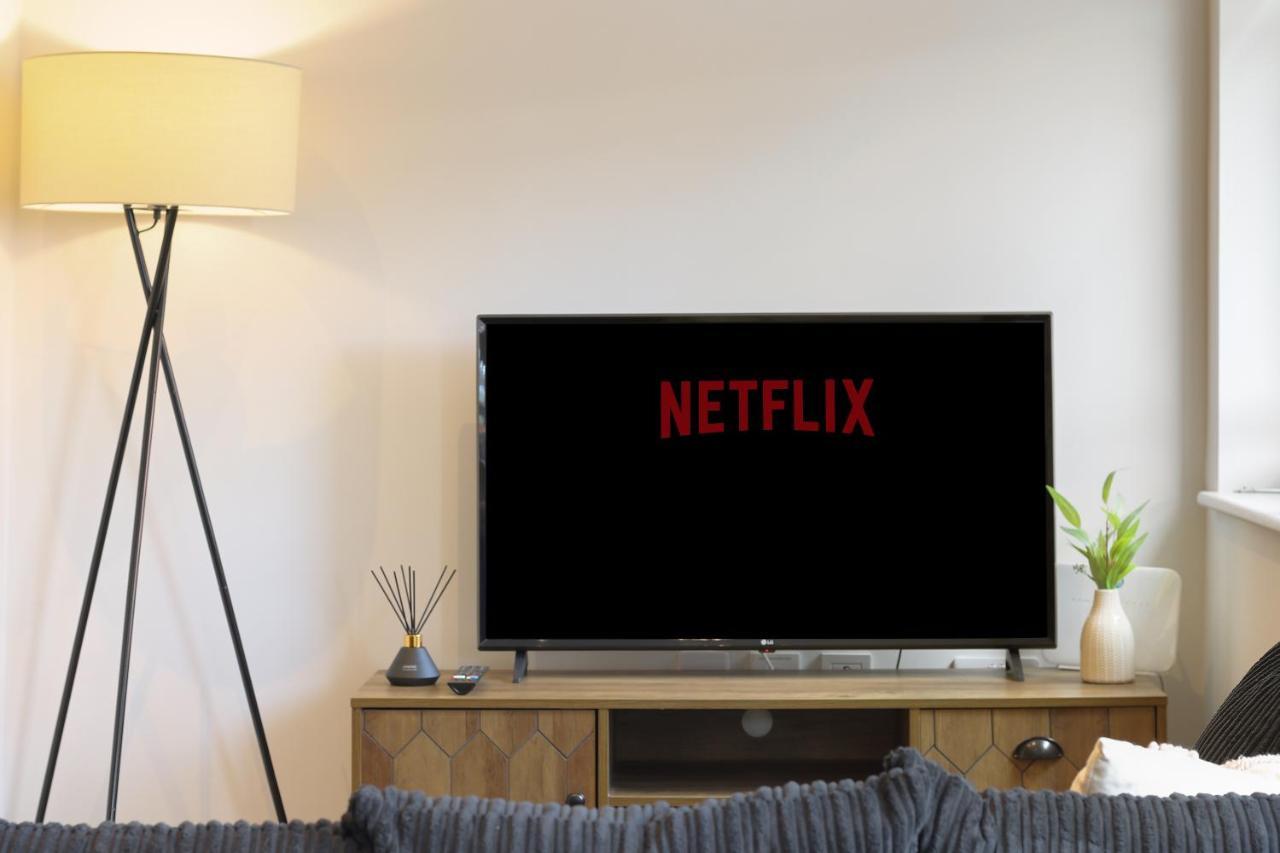 Modern 2-Bed Apartment, Free Parking, City Centre, Netflix & Pet Friendly - Hosted By Stay Host Save Шефилд Экстерьер фото
